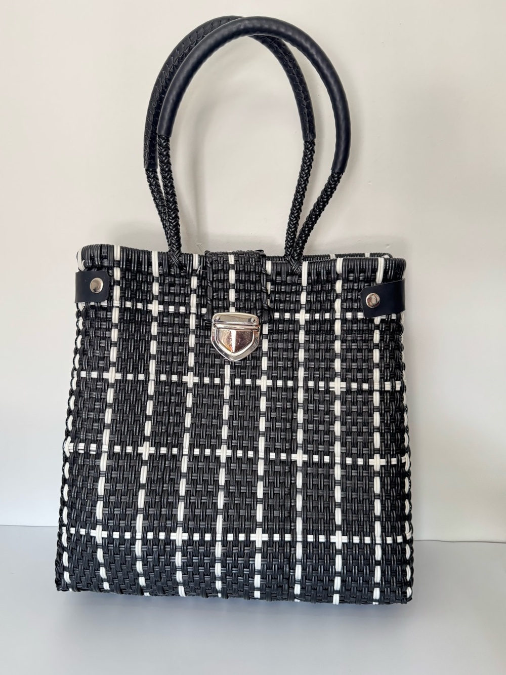 Handmade Mexican Black & White Woven Plastic Large Tote Bag with Top Handle-New